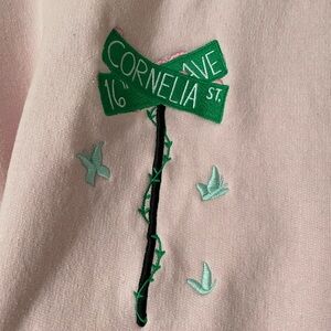 Cornelia Street Embroidered Pink Sweatshirt Size Medium ⚠️ Final Price ⚠️